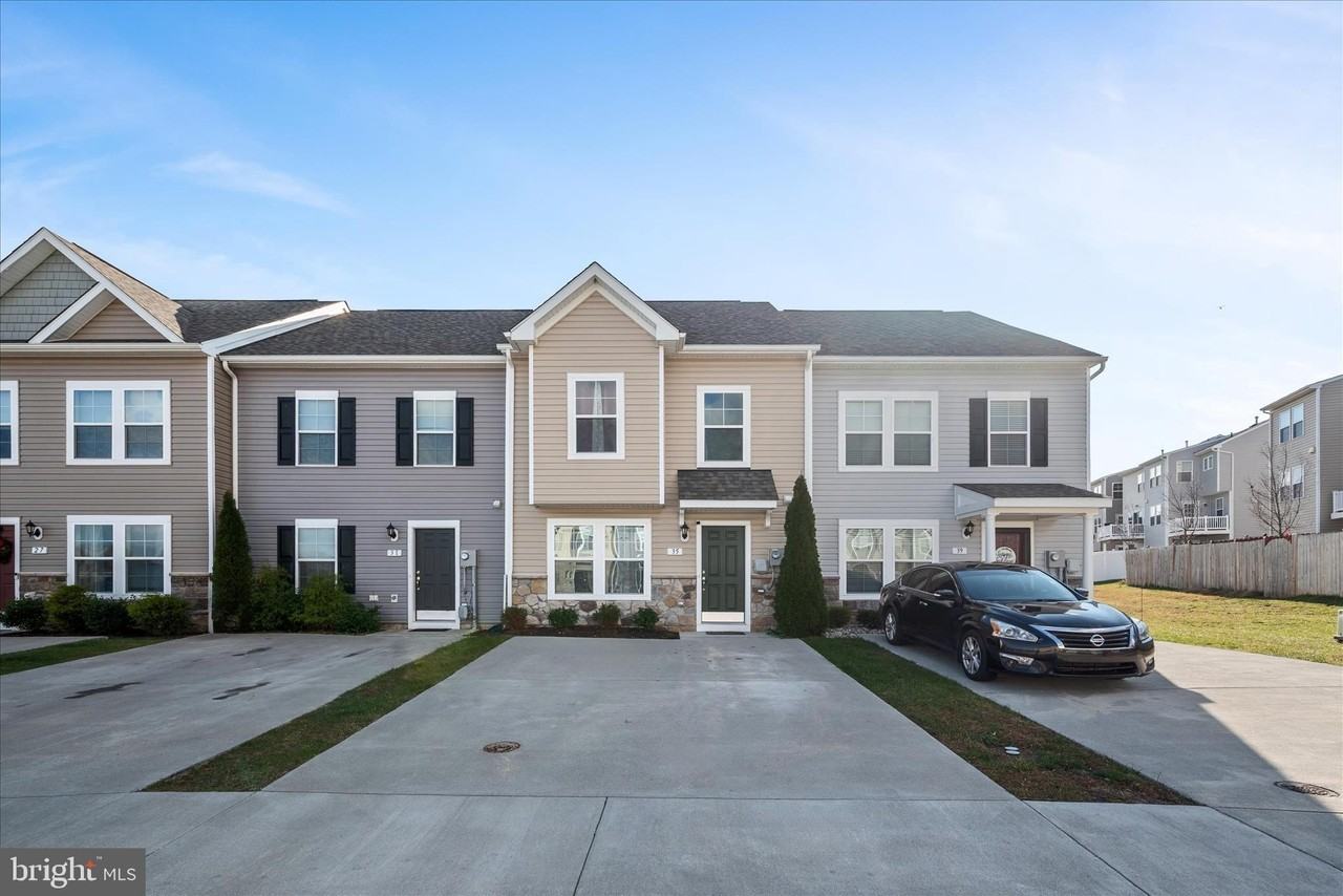 35 Mengel Rd - Photo 2 of 32