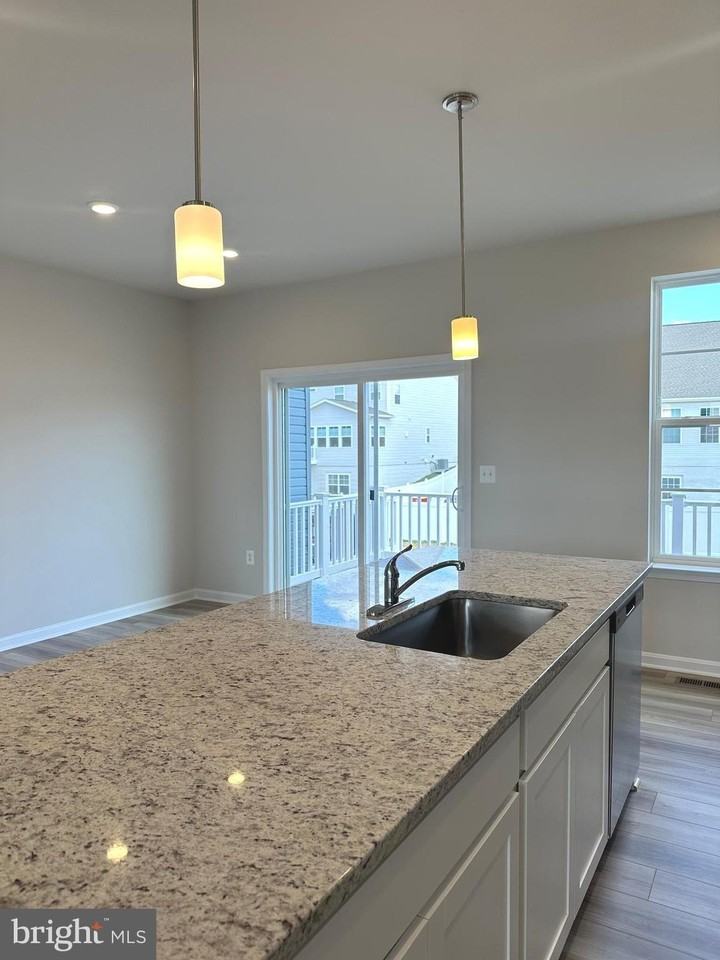 106 Telluride Way - Photo 6 of 50