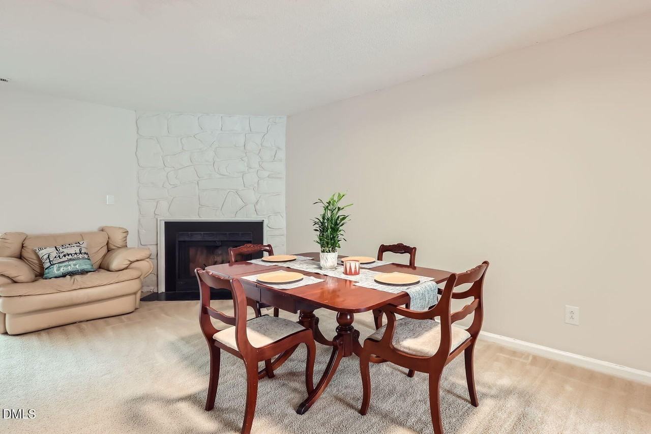 114 Mossbark Lane - Photo 7 of 20