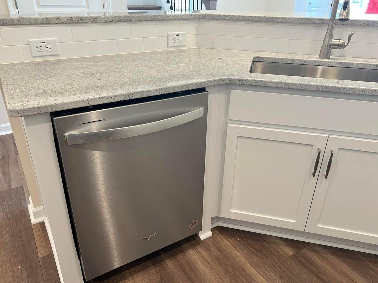 312 Parker Station Avenue - Photo 6 of 23