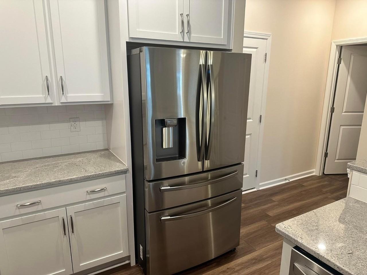 312 Parker Station Avenue - Photo 7 of 23