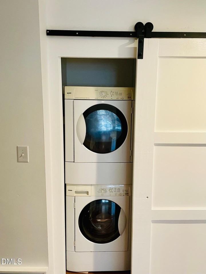 122 Winners Circle - Photo 7 of 14