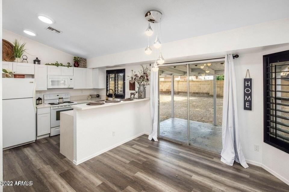 19 West Piute Avenue - Photo 2 of 18