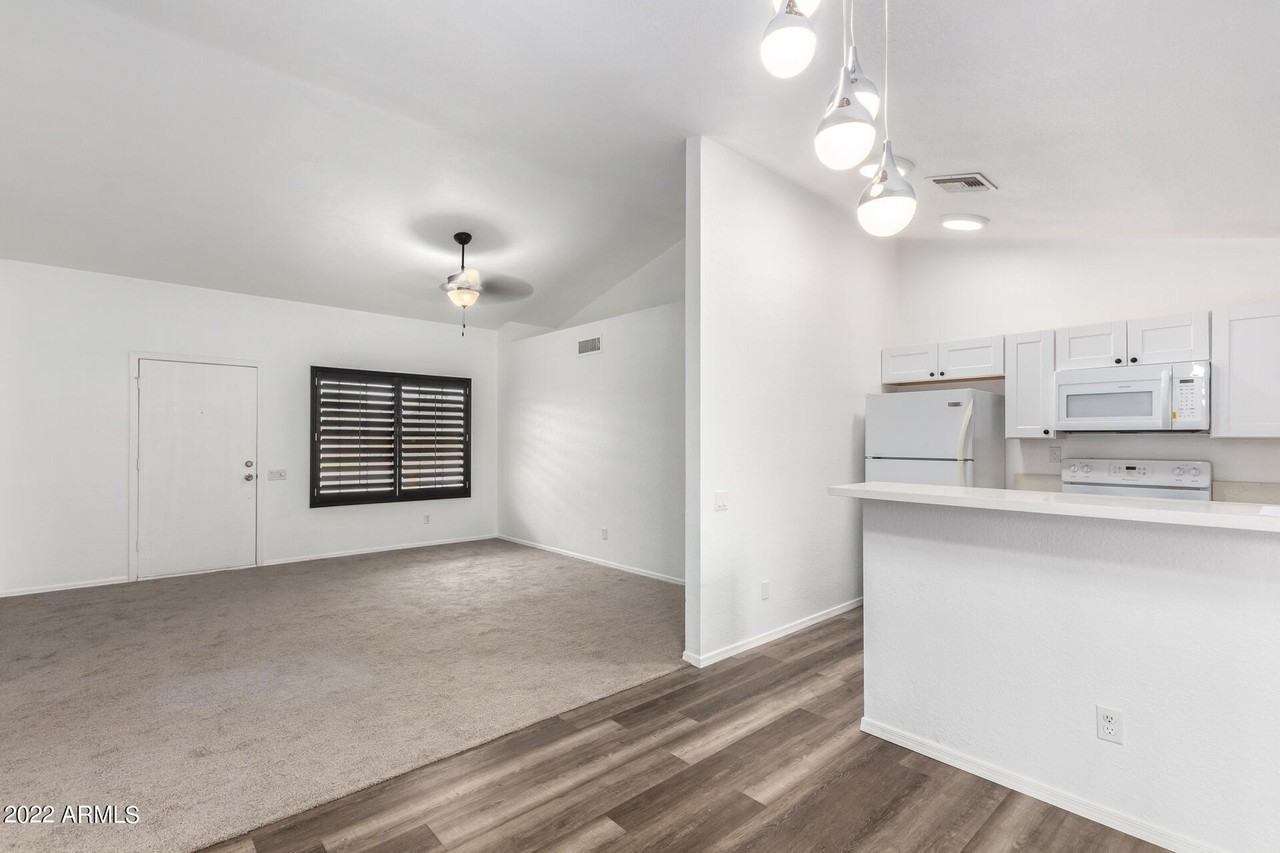 19 West Piute Avenue - Photo 5 of 18