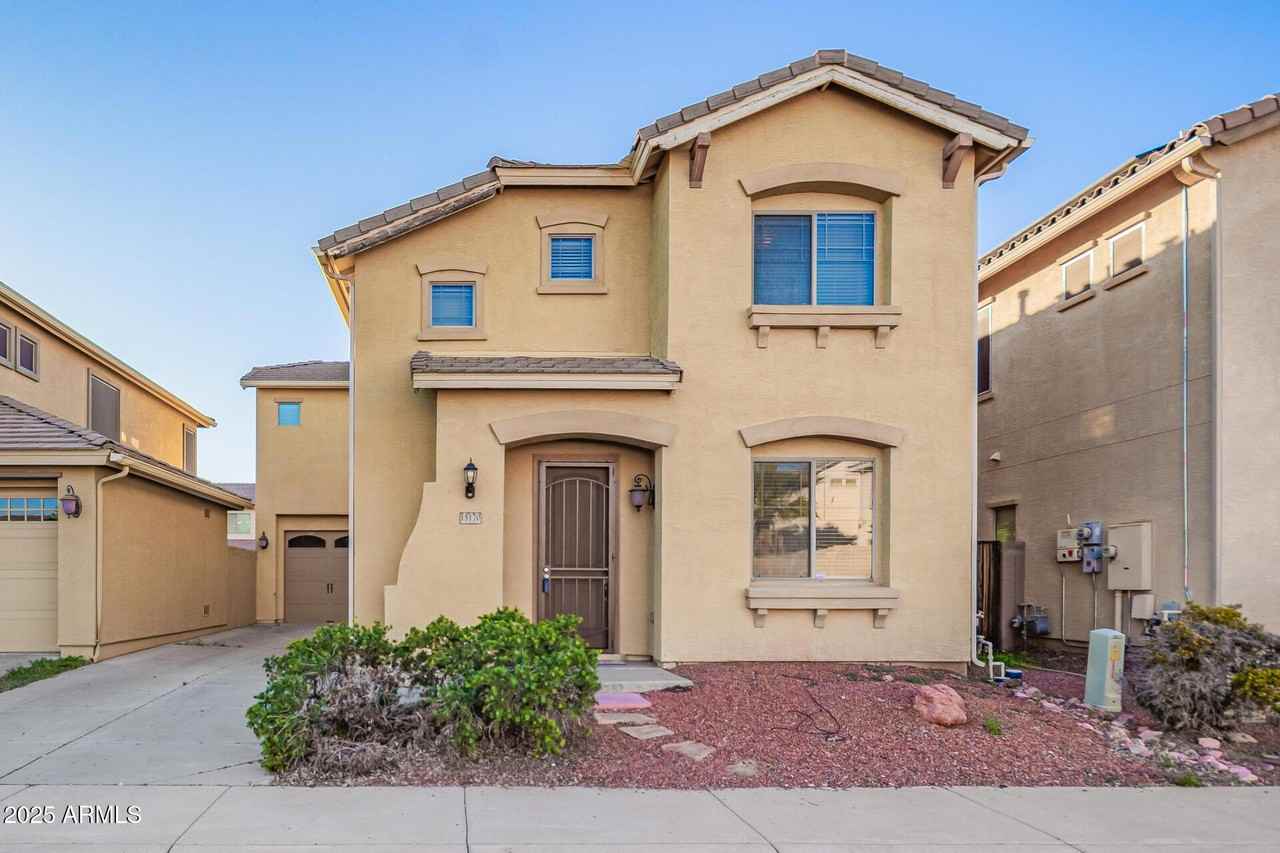 15170 N 145th Ln - Photo 2 of 40