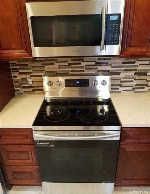 17 Hallock St - Photo 5 of 11