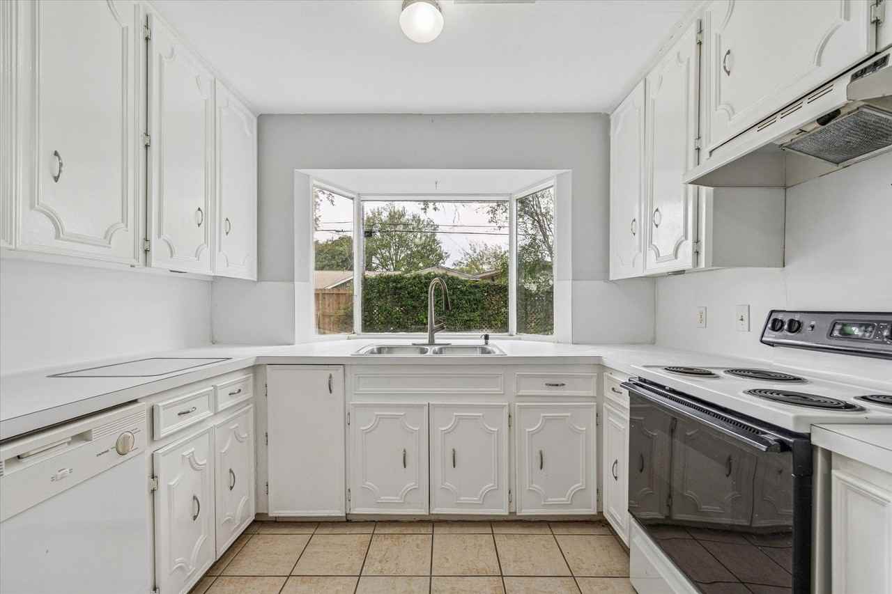 4410 Kingfisher Dr - Photo 7 of 16