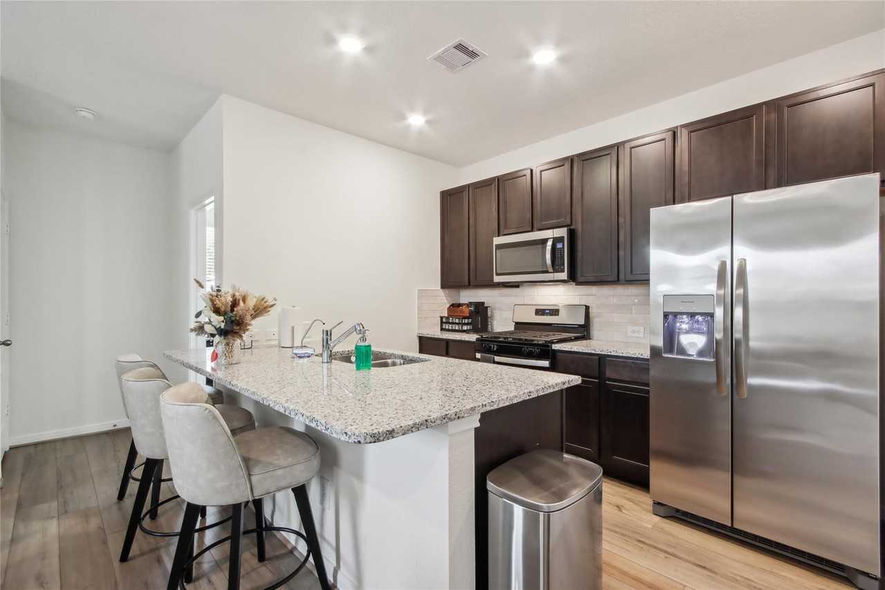 2877 Grand Anse Drive - Photo 4 of 30