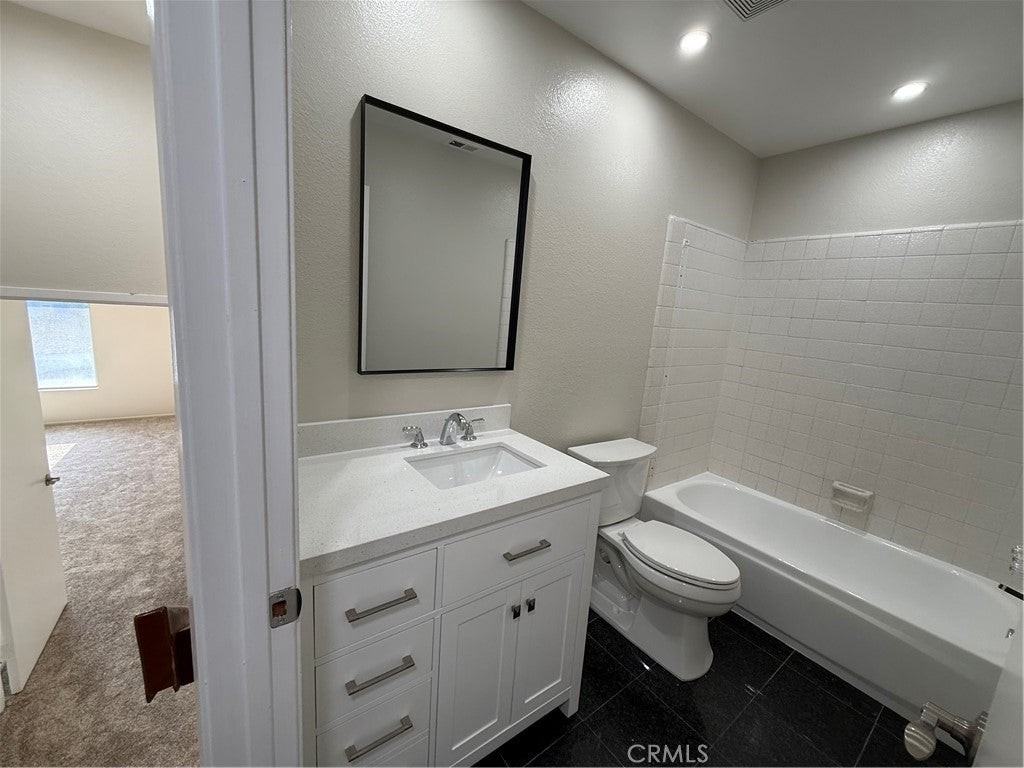 3450 Avocado Hill Way - Photo 3 of 29