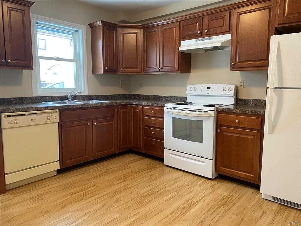 6 Meadow Street - Photo 3 of 10