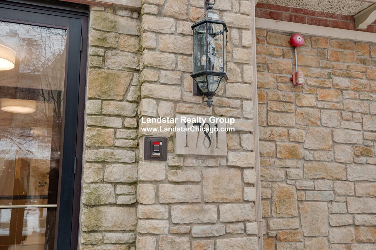 1781 Tudor Ln #308 - Photo 4 of 44