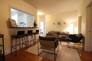 featured image of 54 Egmont Street #1
