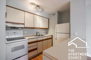 445 W Wellington Ave #06H - Photo 1 of 1