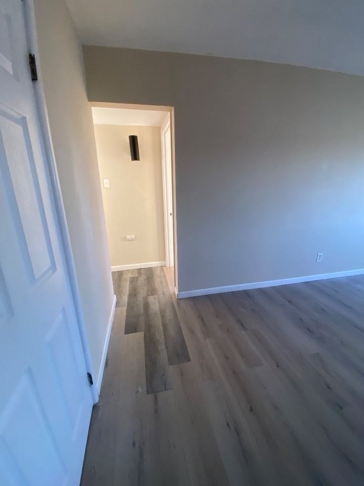 814 Schirmer St #C - Photo 3 of 8