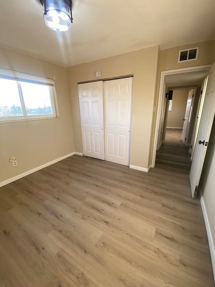 814 Schirmer St #C - Photo 4 of 8