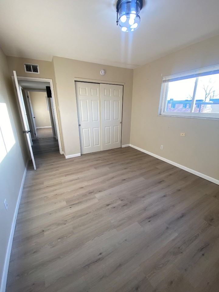 814 Schirmer St #C - Photo 5 of 8