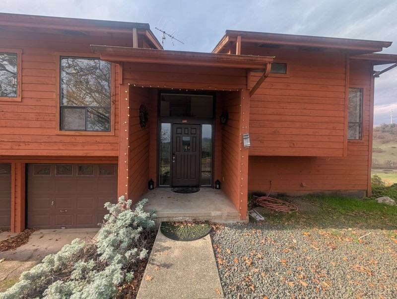 539 Hatfield Drive - Photo 3 of 18