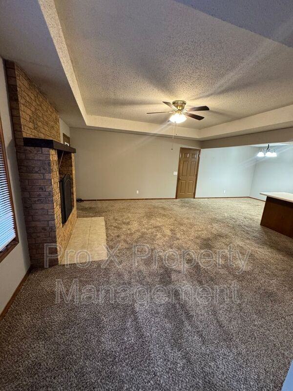 296 Streamside Court - Photo 4 of 20