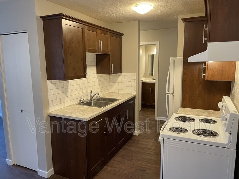 105 Husch Rd - Photo 2 of 7