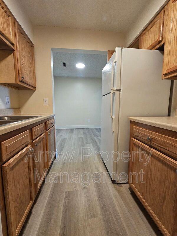 1300 East H Street #29 - Photo 4 of 9