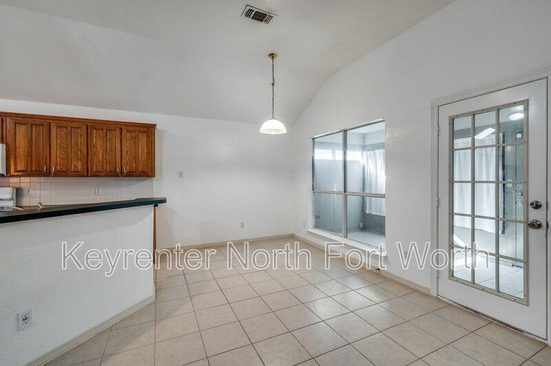 6812 Coldwater Canyon Rd - Photo 6 of 12