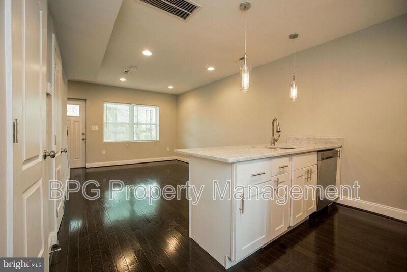 1635 Lang Pl Ne - Photo 7 of 15