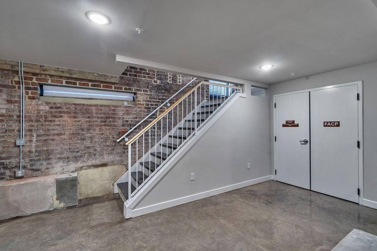 10 Walnut Aly #A3 - Photo 3 of 10