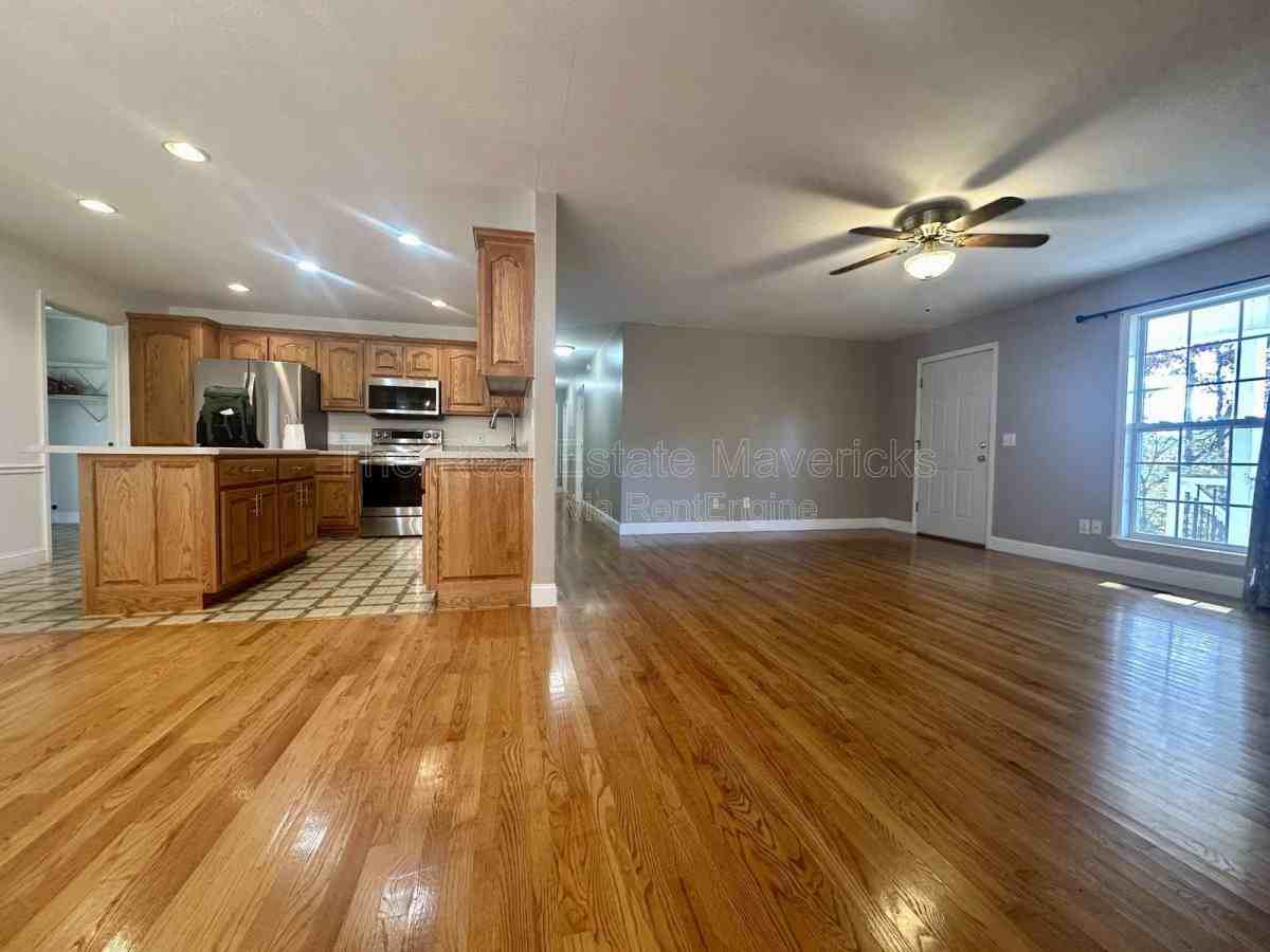 620 Harp Switch Road - Photo 3 of 10