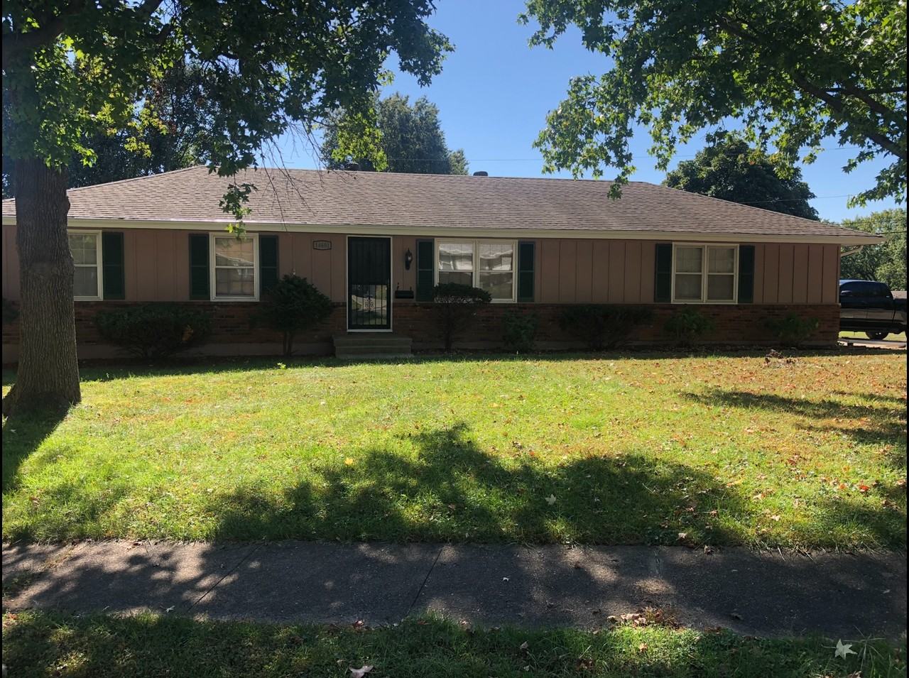 14601 E 36th Ter S - Photo 2 of 15