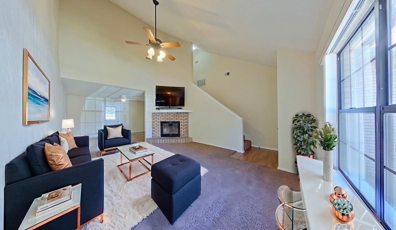 703 Valley Rd - Photo 5 of 20