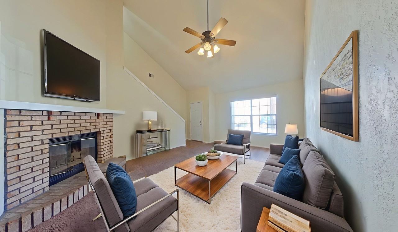 703 Valley Rd - Photo 7 of 20