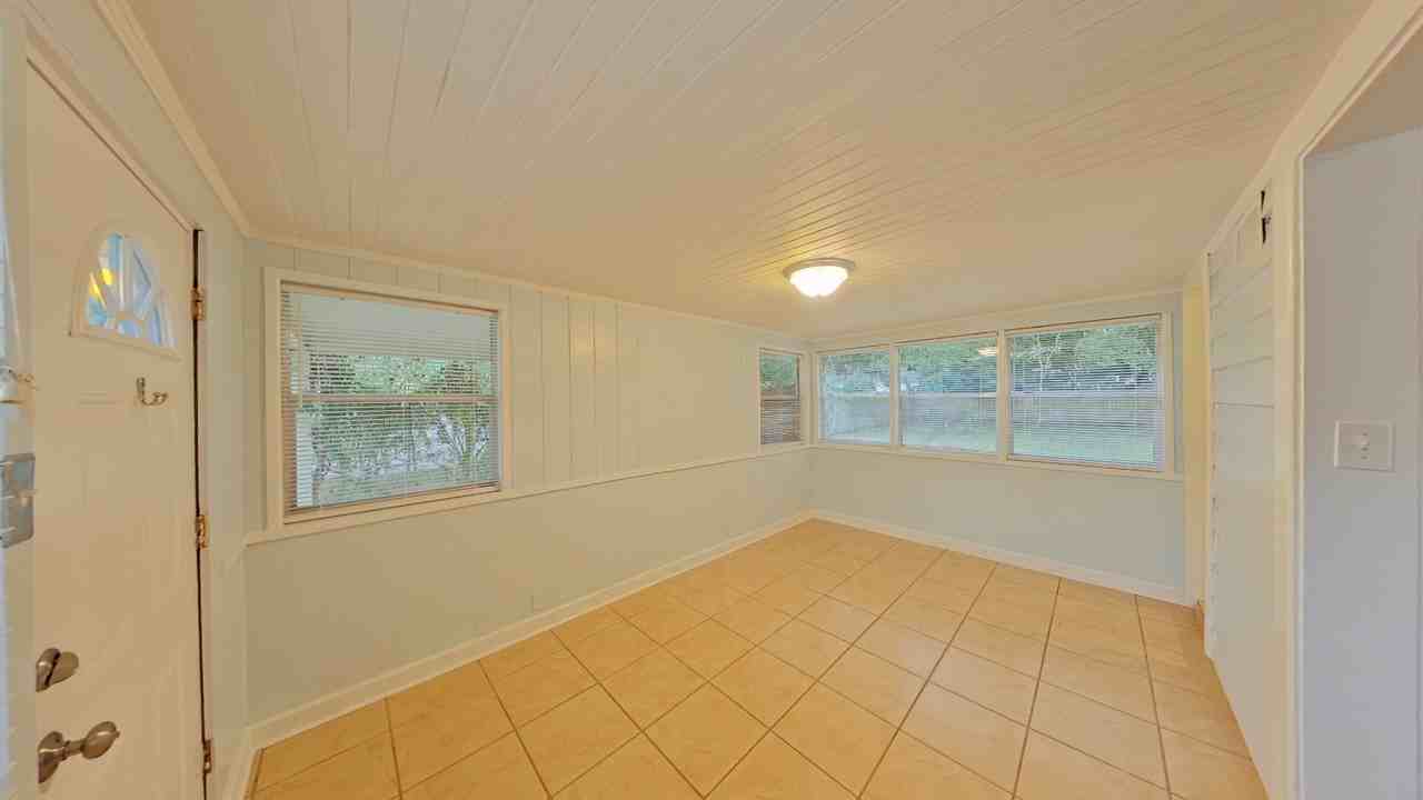 9 Okahatchee Circle Southeast - Photo 3 of 17