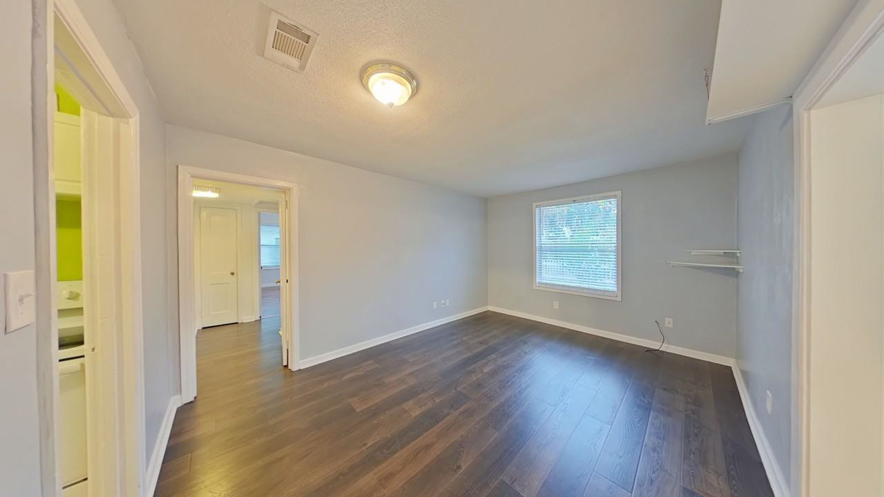 9 Okahatchee Circle Southeast - Photo 6 of 17