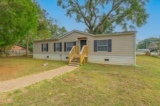 189 Benjamin Street - Photo 1 of 1