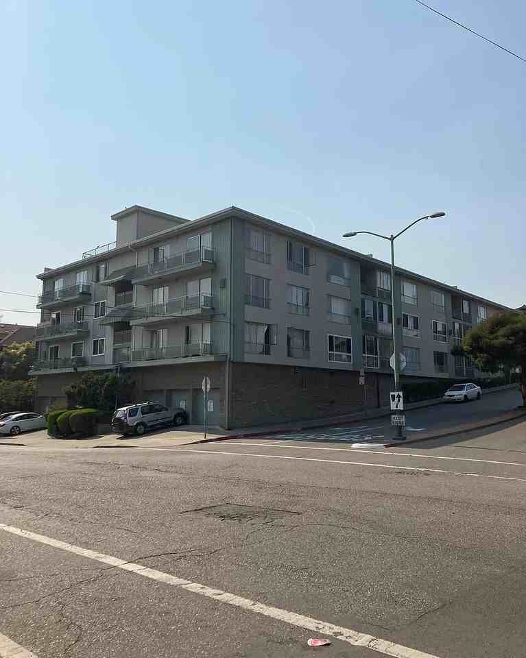 3877 Howe Street #103