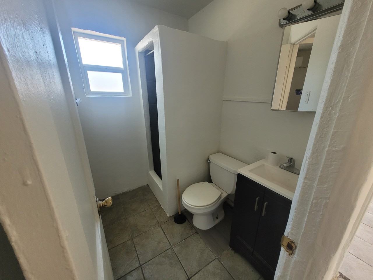 712 West Fillmore Street #C - Photo 5 of 7