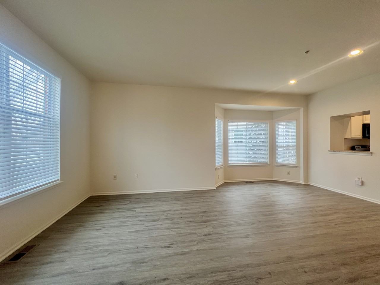 6390 Wind Rider Way - Photo 2 of 15