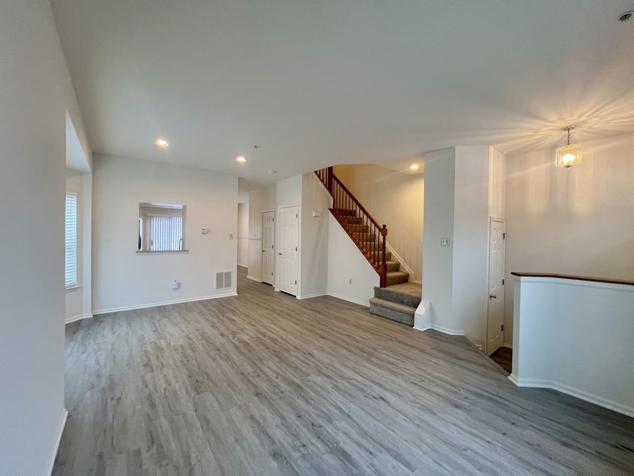 6390 Wind Rider Way - Photo 3 of 15