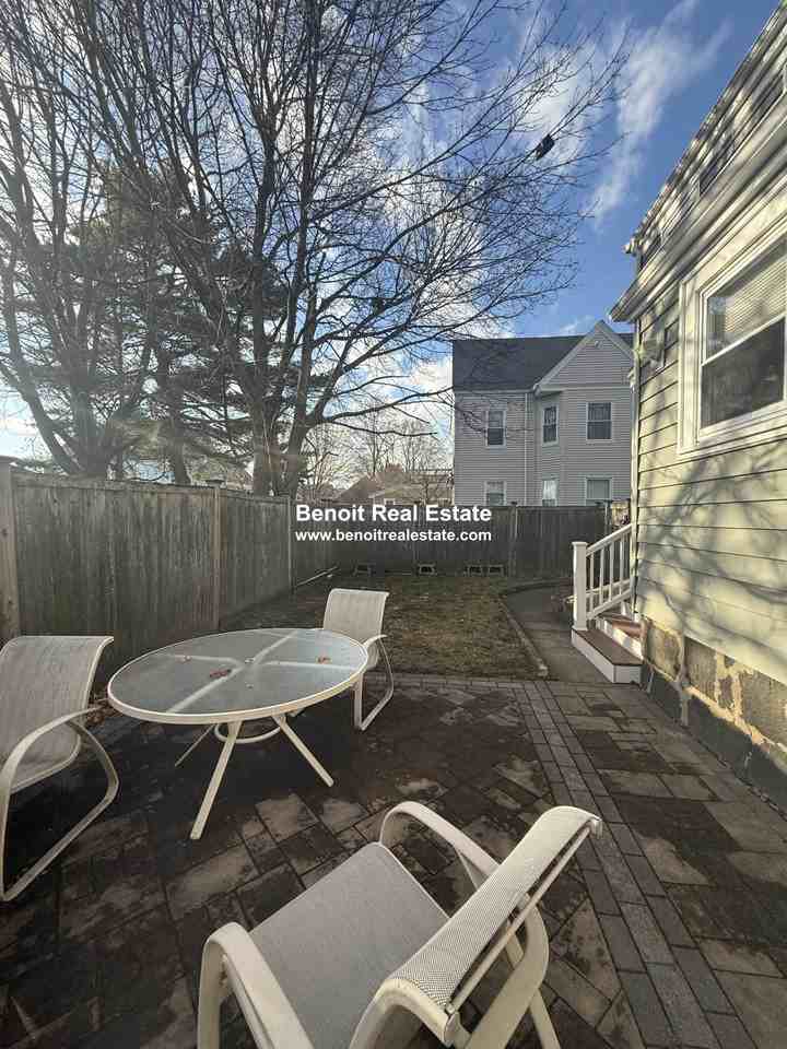 Magoun Ave #1 - Photo 3 of 20