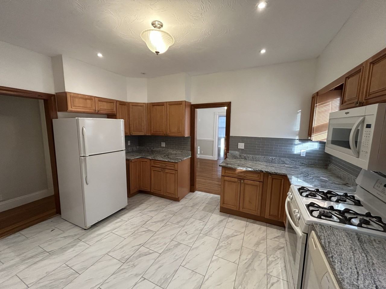 Oakridge Street #1 - Photo 5 of 14