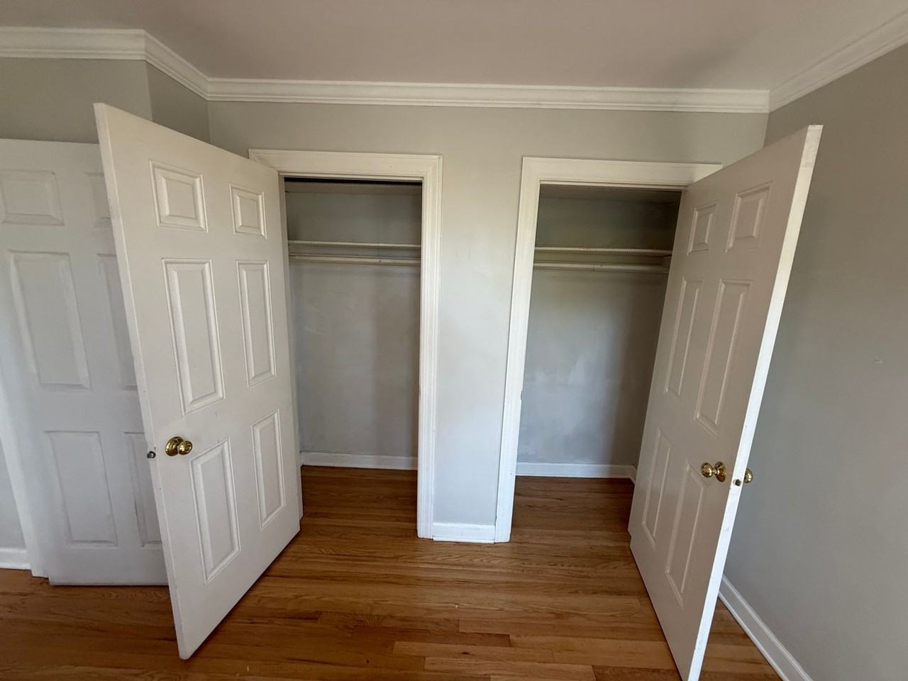 2954 W Arthur Ave #3W - Photo 7 of 10