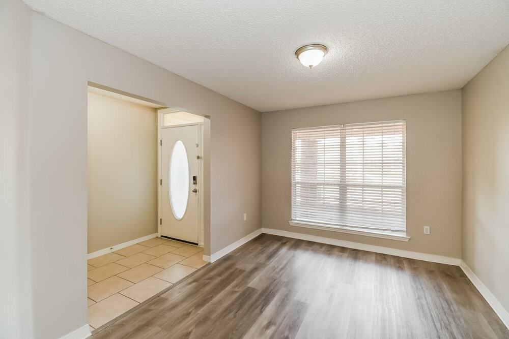 5307 Marsala Ln - Photo 5 of 16