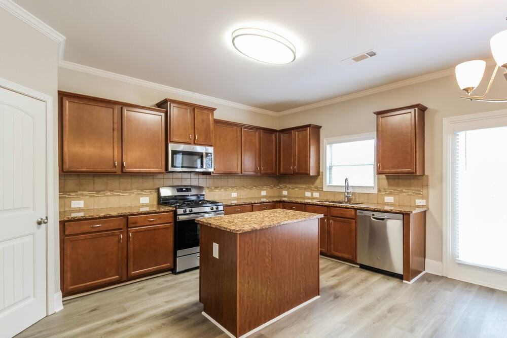 1416 Blue Sail Ave - Photo 7 of 17