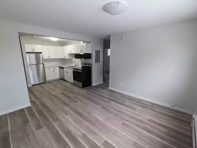 511 Munroe Ave #3 - Photo 5 of 11