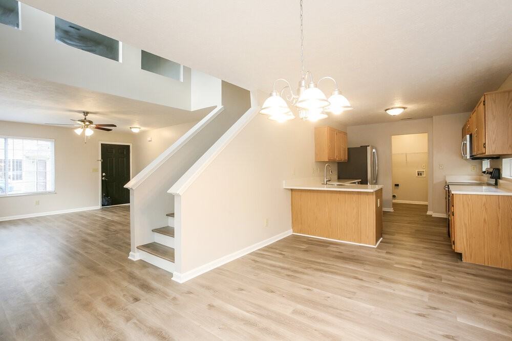 4615 Falcon Run Way - Photo 5 of 16