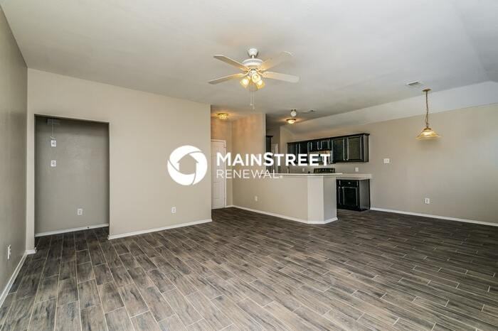 13428 Vida Ln - Photo 2 of 16