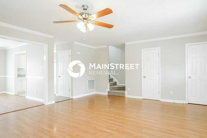 4917 Windblown Ct - Photo 3 of 17