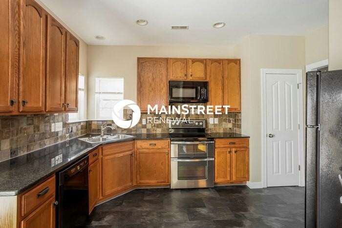 5247 Ellie Ct - Photo 4 of 16