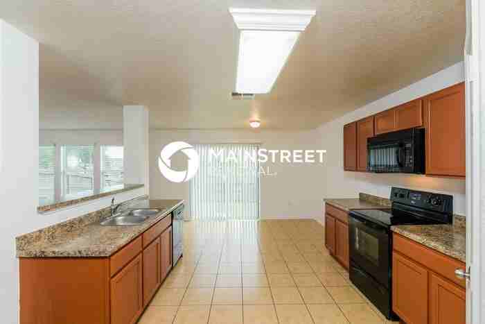 13019 Strada Privata - Photo 6 of 17