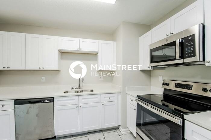 107 Lake Elizabeth Dr - Photo 7 of 16